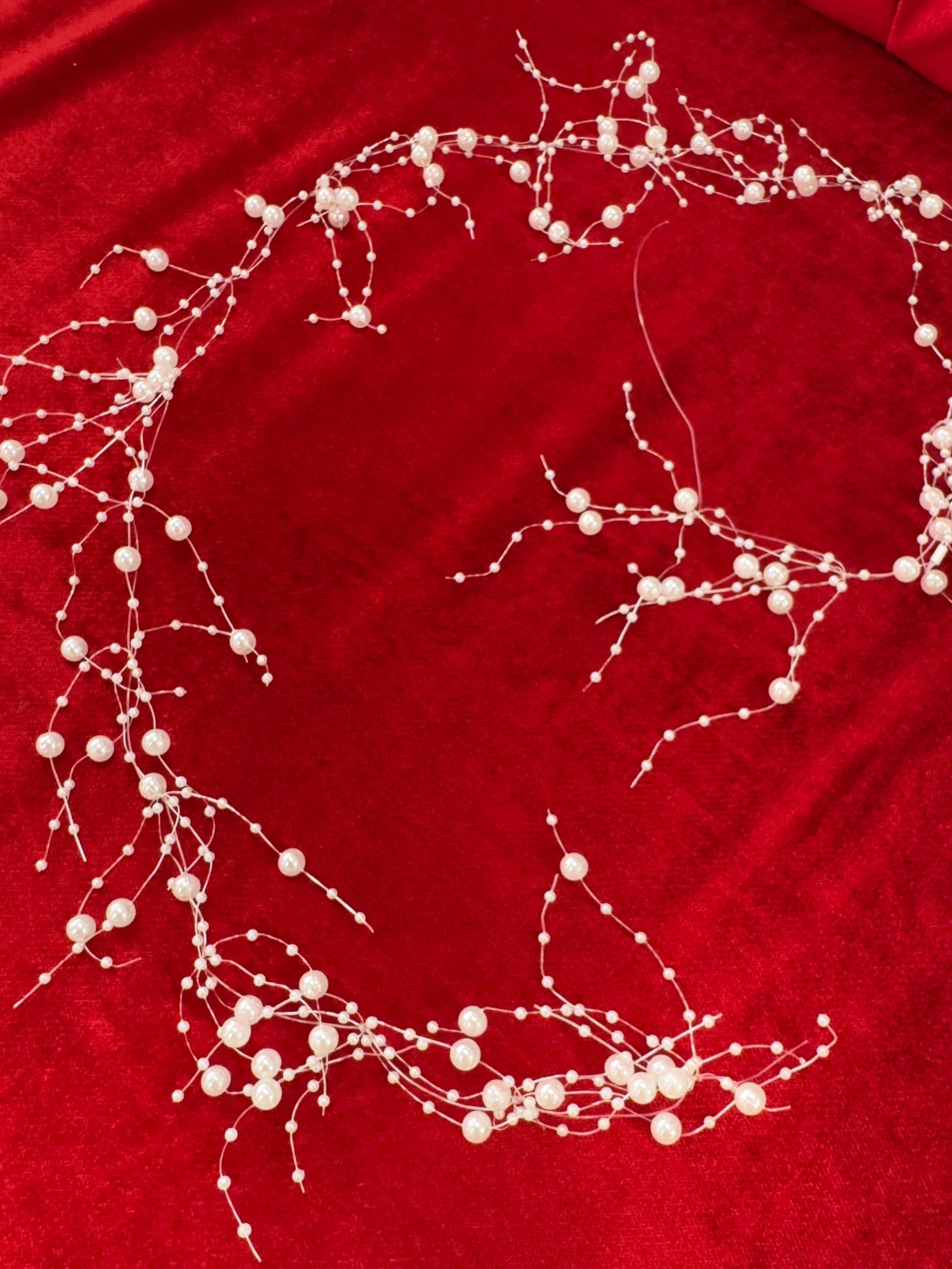 Haarschmuck mit Perlen