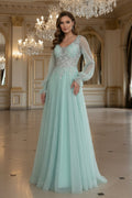 Elegantes Abendkleid mit Spitze &amp; fließendem Tüll
