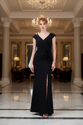 Elegantes Abendkleid mit Drapierung & Beinschlitz