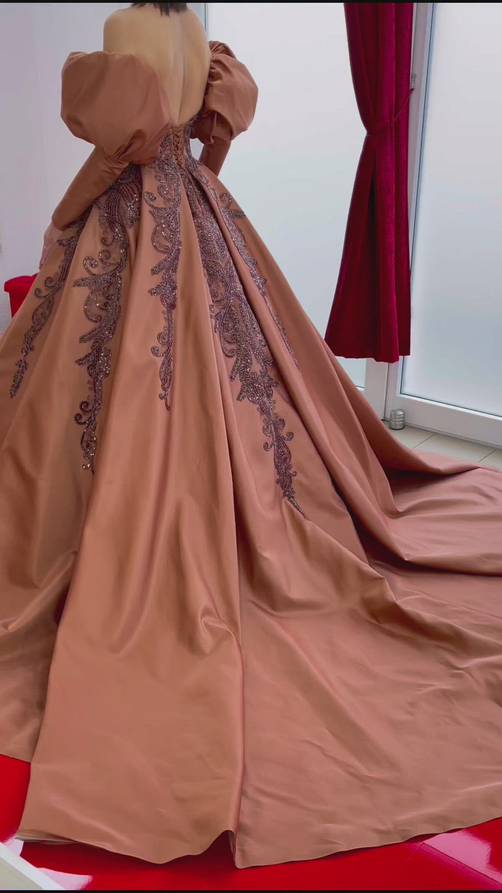 Ballkleid Müge
