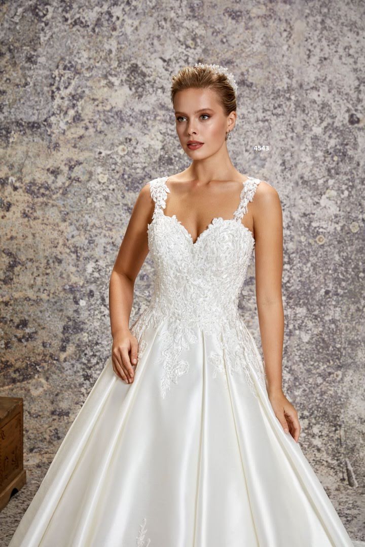 Brautkleid BV4543