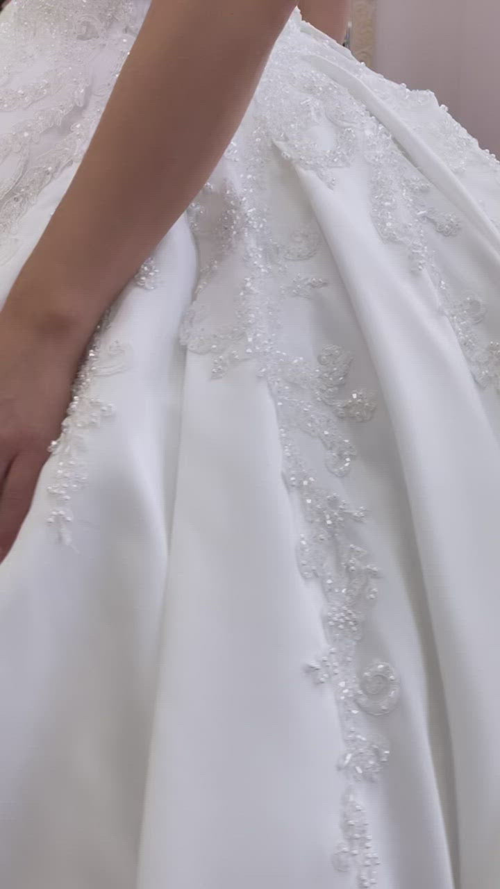 Brautkleid Yakamoz