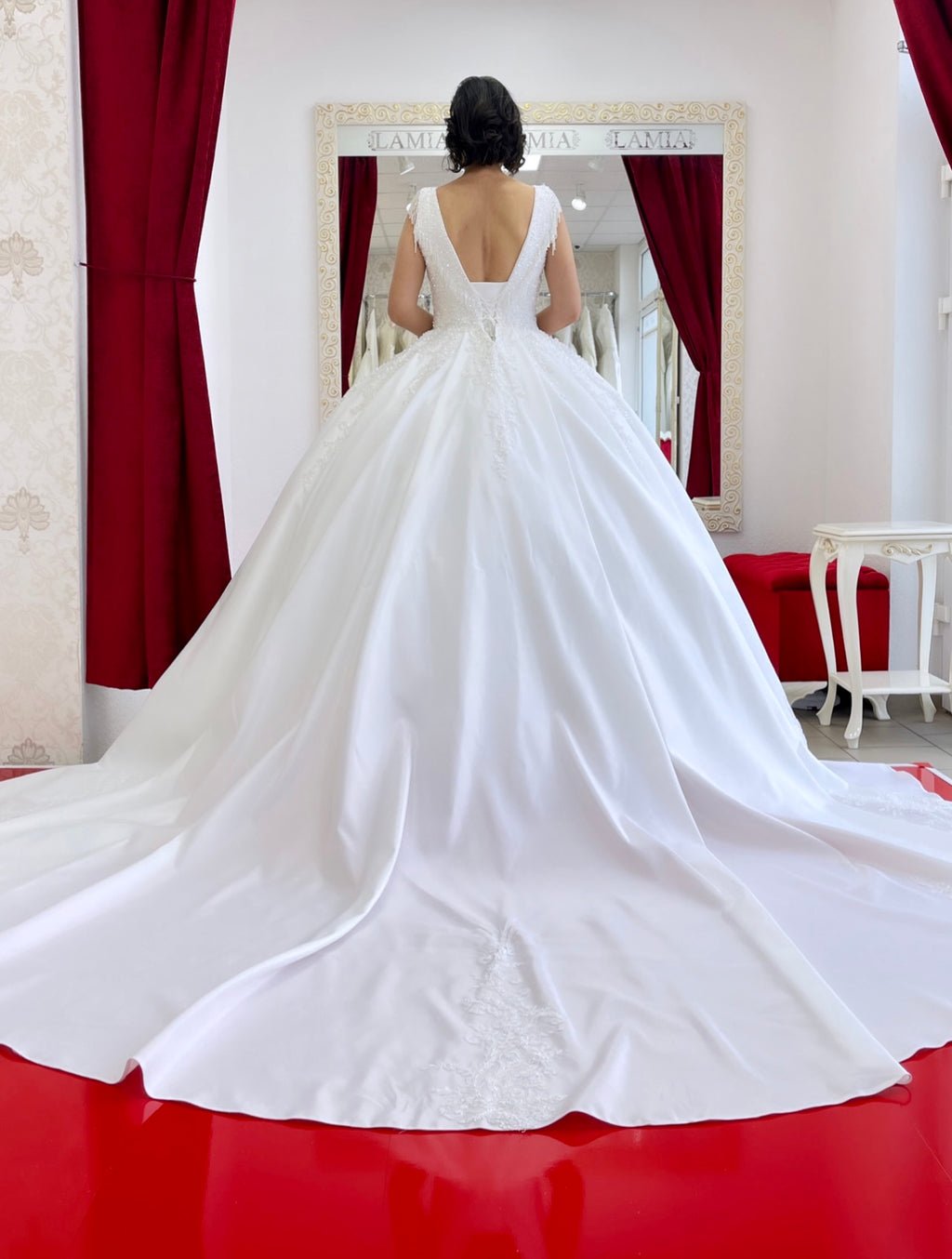 Brautkleid Yakamoz