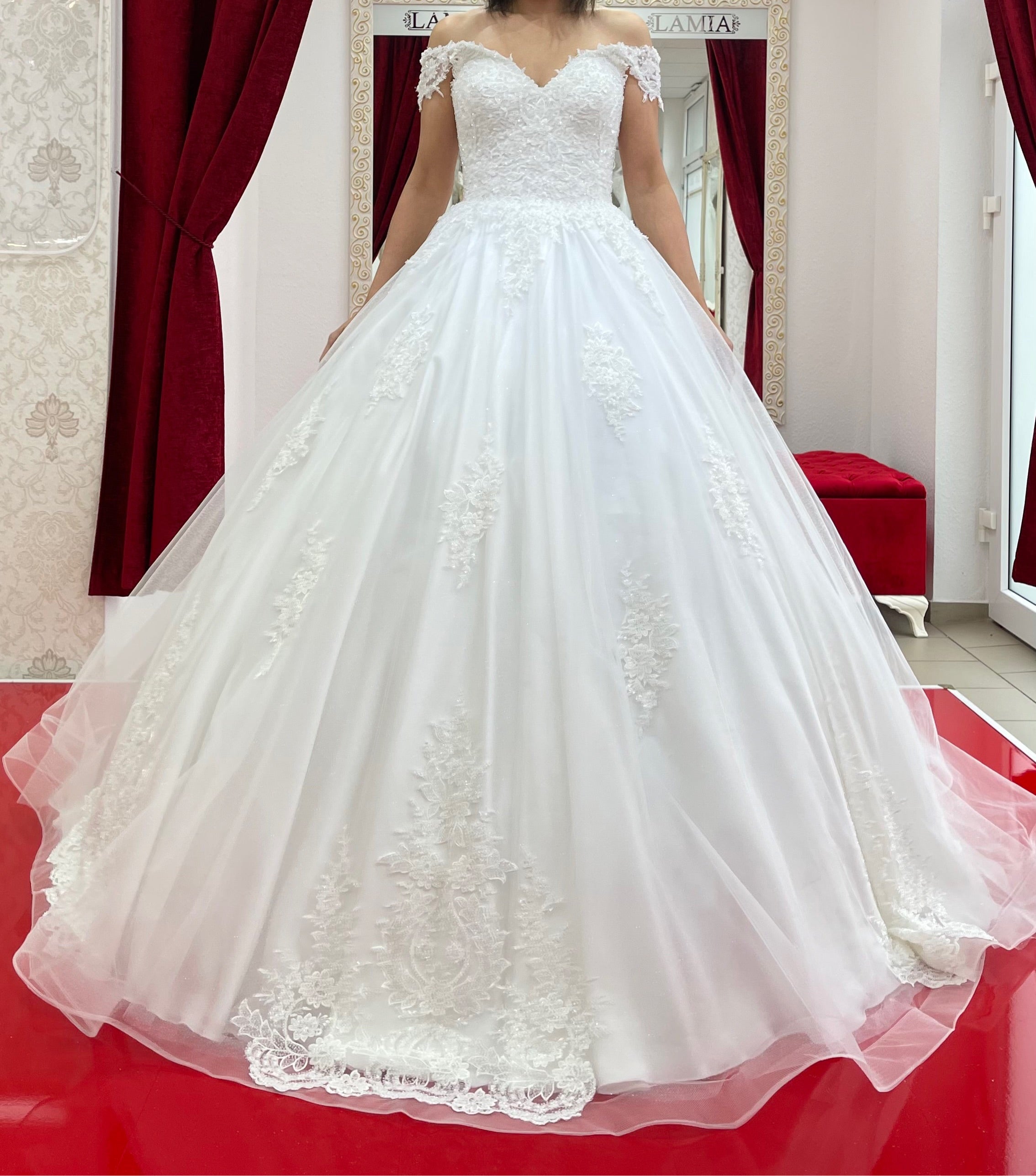 Brautkleid Fesleğen