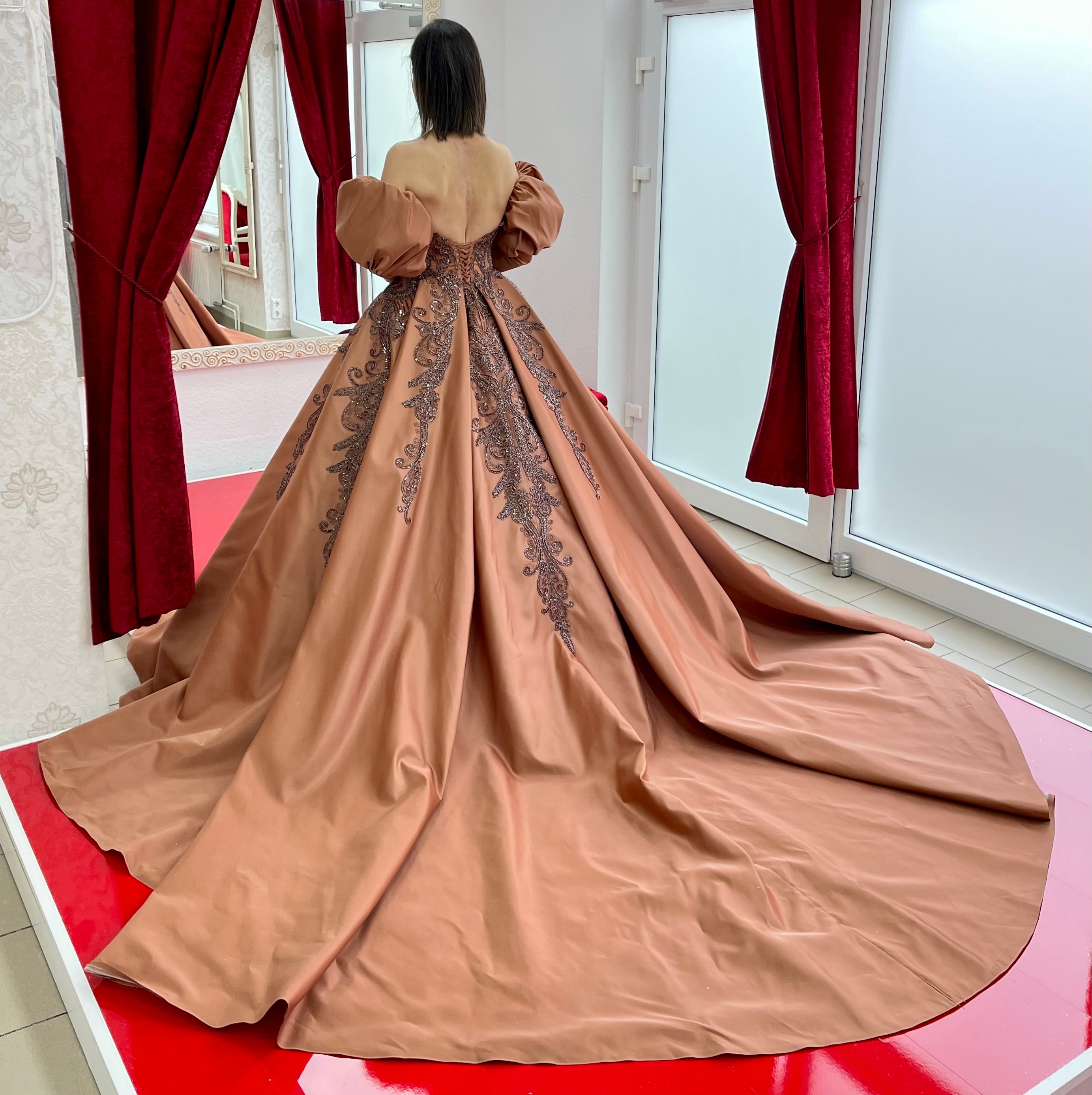 Ballkleid Müge